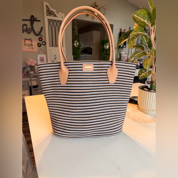 Eric Javits Handbags - Eric Javits New York Woven Stripe Tote Shoulder Bag